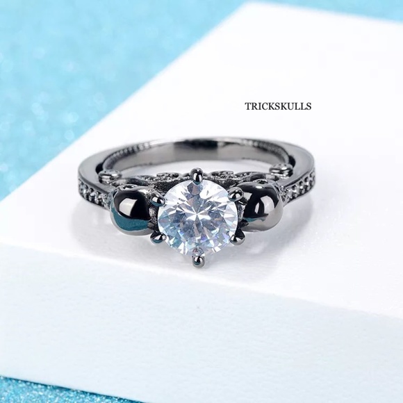 Dark Anodized Silver Double Skull Round Cut Cubic Zirconia Pave Ring 6 7 8 9 10 - Picture 6 of 8